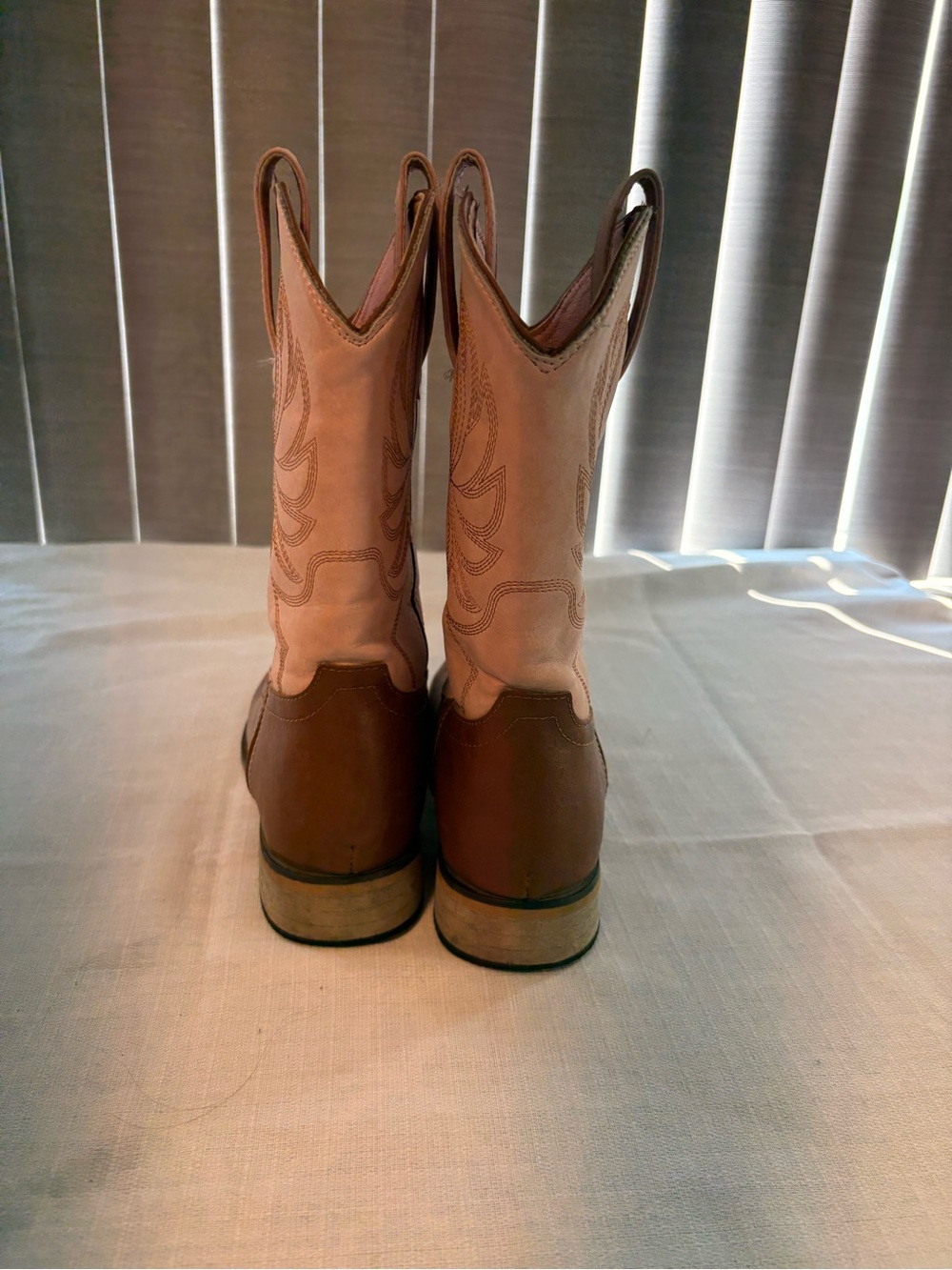 Rollda Kids Western Cowboy Boots Size 5 Brown & Pink Embroidered - Picture 3 of 7